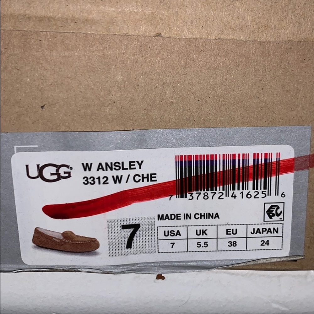 UGG WOMENS ANSLEY chestnut NWB SIZE 7